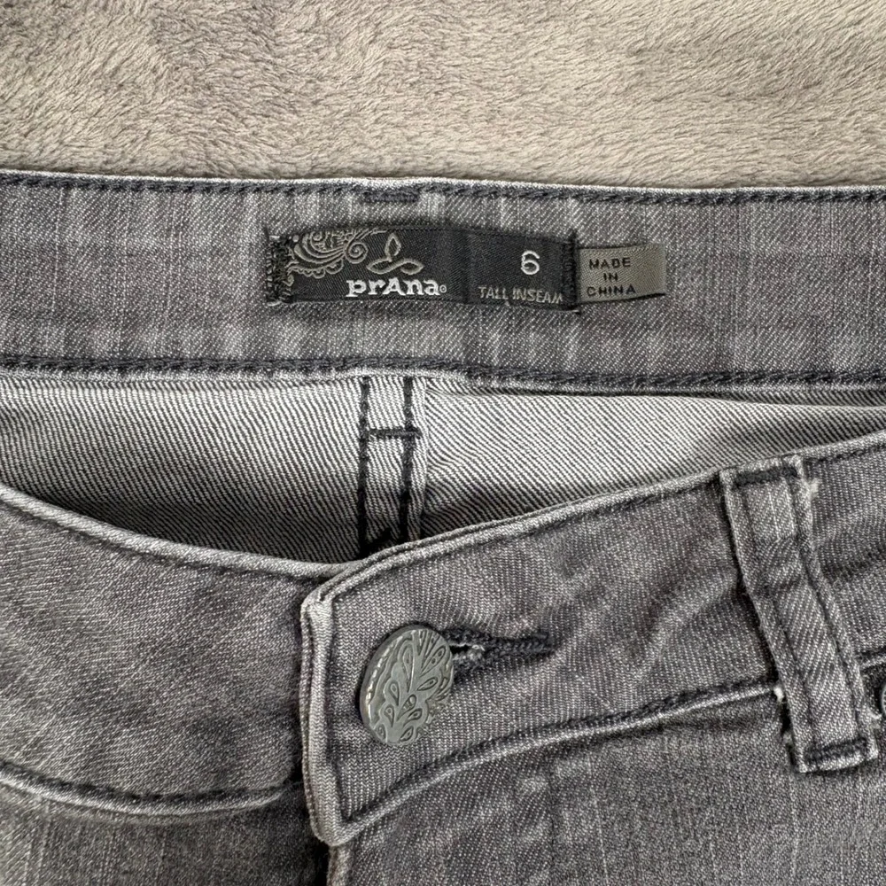 Prana Jeans Women 6 Grey Kara Straight Leg Tall Inseam Stretch Denim Outdoor - Picture 6 of 8